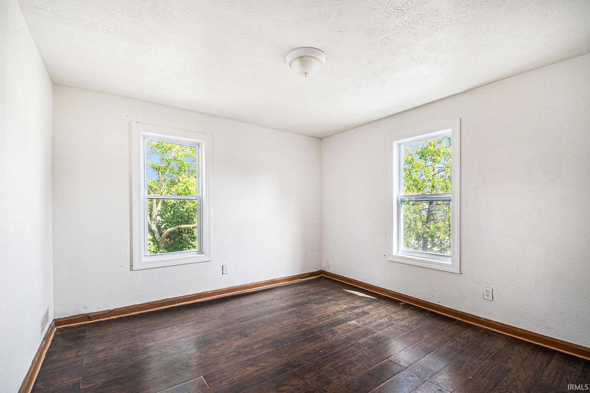 1601 Magnolia Street South Bend IN 46613