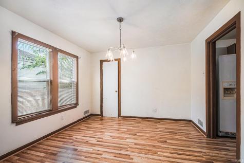 1601 Magnolia Street South Bend IN 46613