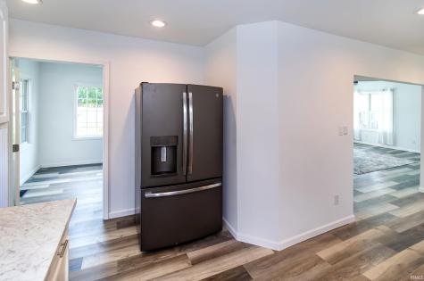 608 N Main Street Bicknell IN 47512