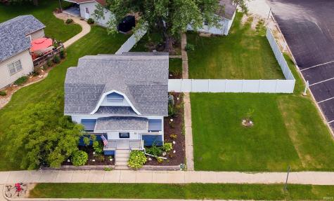 608 N Main Street Bicknell IN 47512