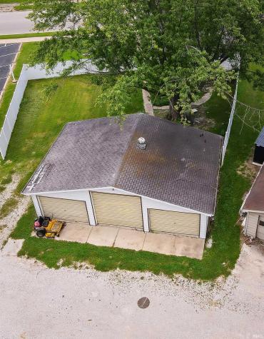 608 N Main Street Bicknell IN 47512