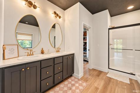 5 Creekside Lane Wabash IN 46992