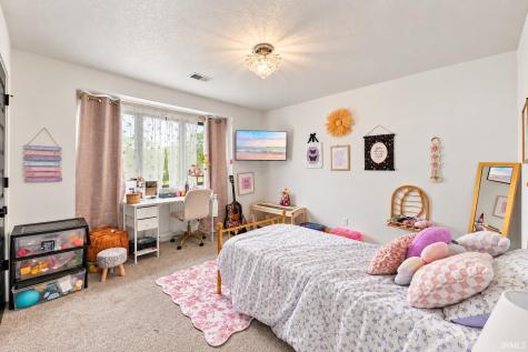 5 Creekside Lane Wabash IN 46992