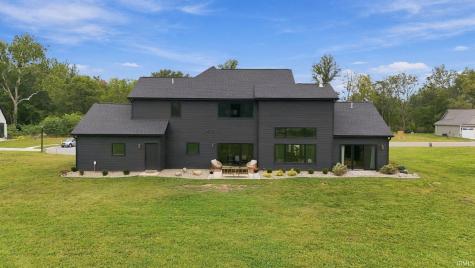 5 Creekside Lane Wabash IN 46992