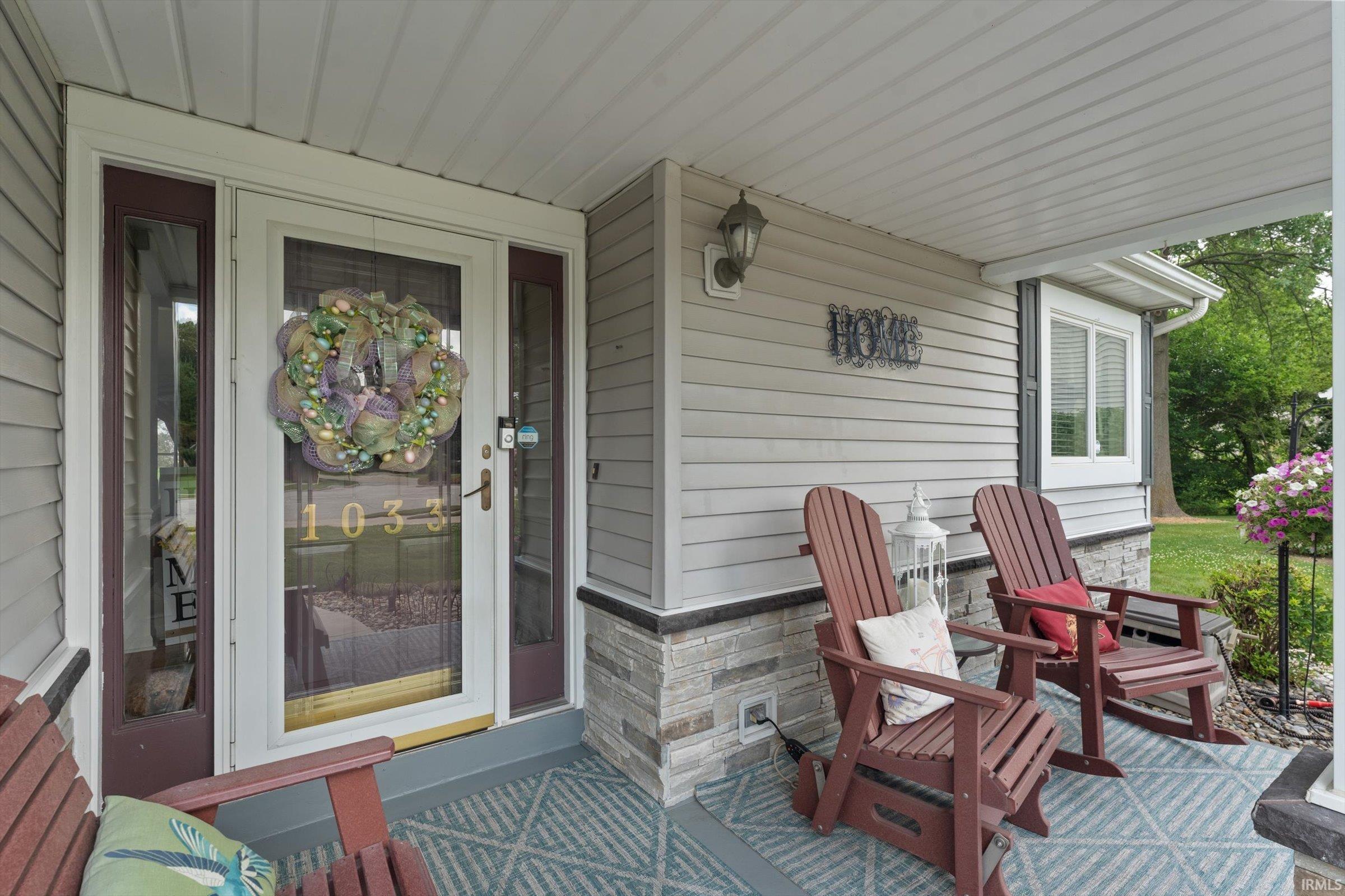 1033 Hermitage Drive South Bend IN 46614