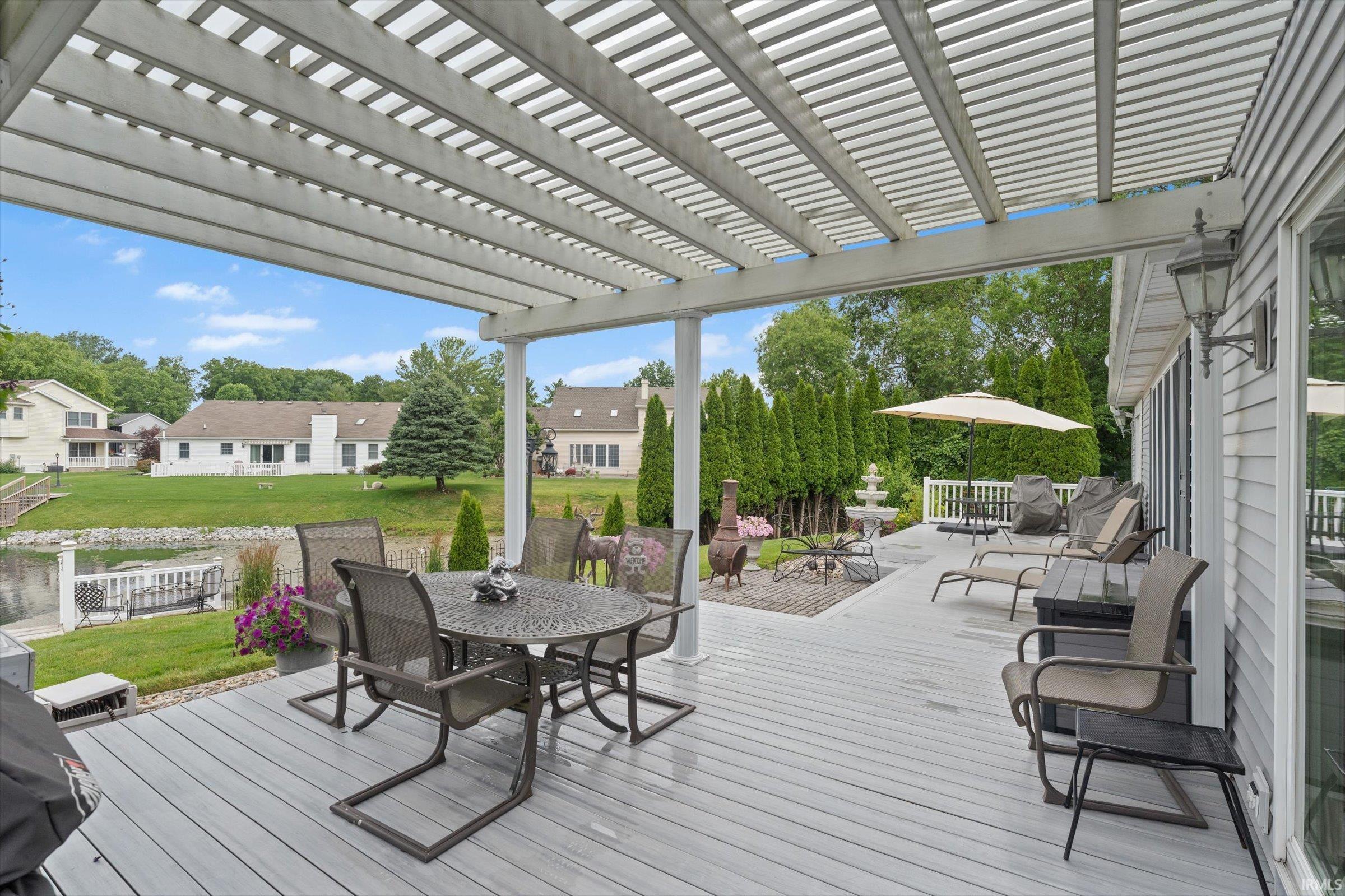 1033 Hermitage Drive South Bend IN 46614