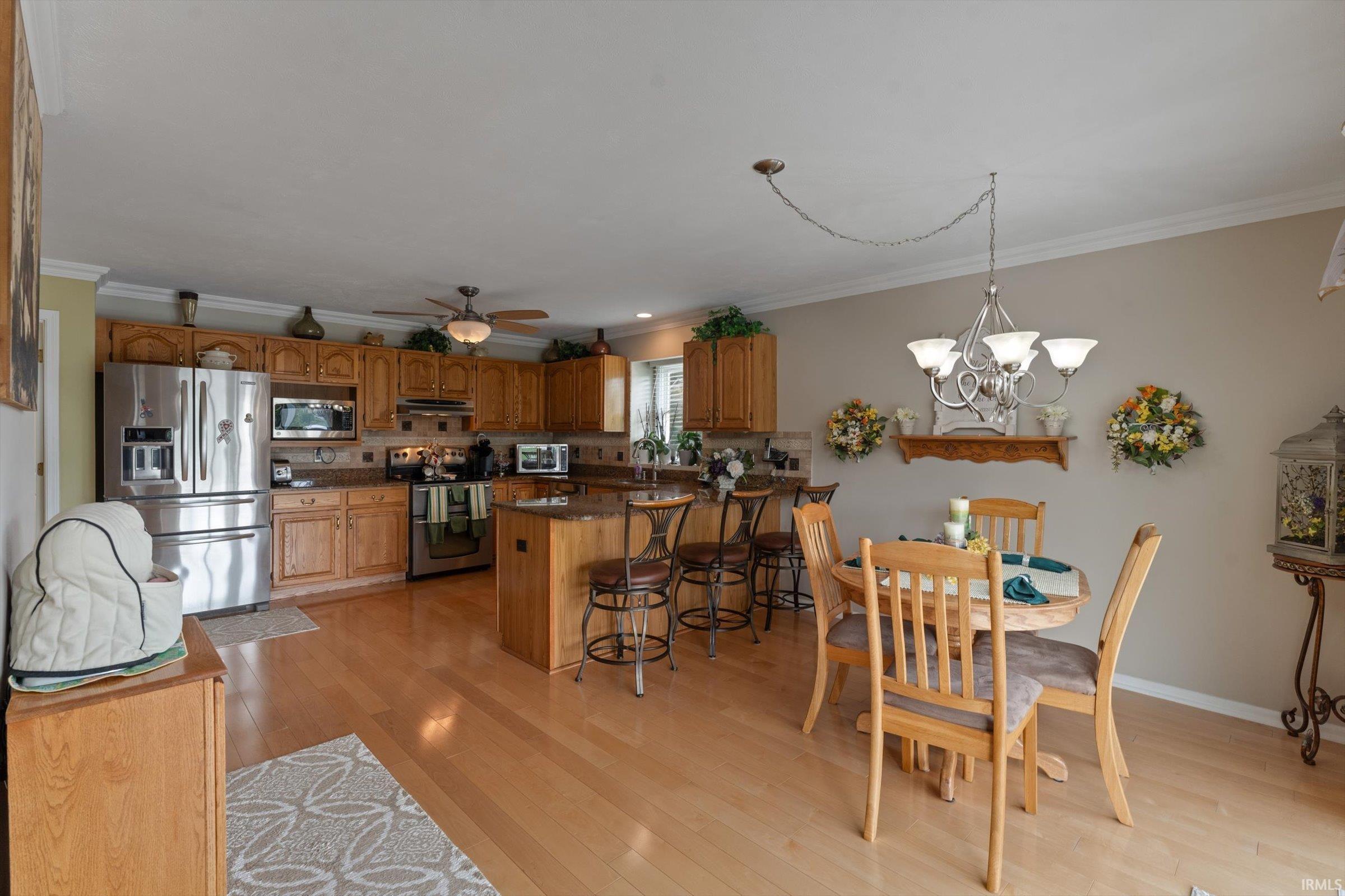 1033 Hermitage Drive South Bend IN 46614