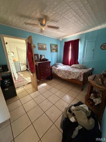 339 NE 9 Street Linton IN 47441