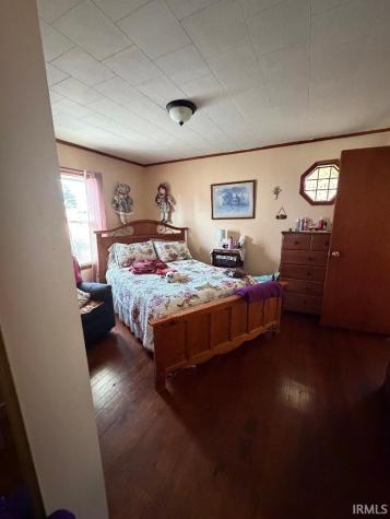 339 NE 9 Street Linton IN 47441