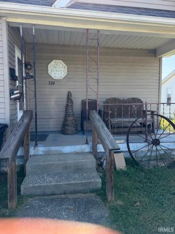 339 NE 9 Street Linton IN 47441