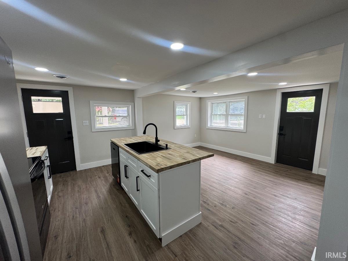 26051 Lakeview Drive Elkhart IN 46514