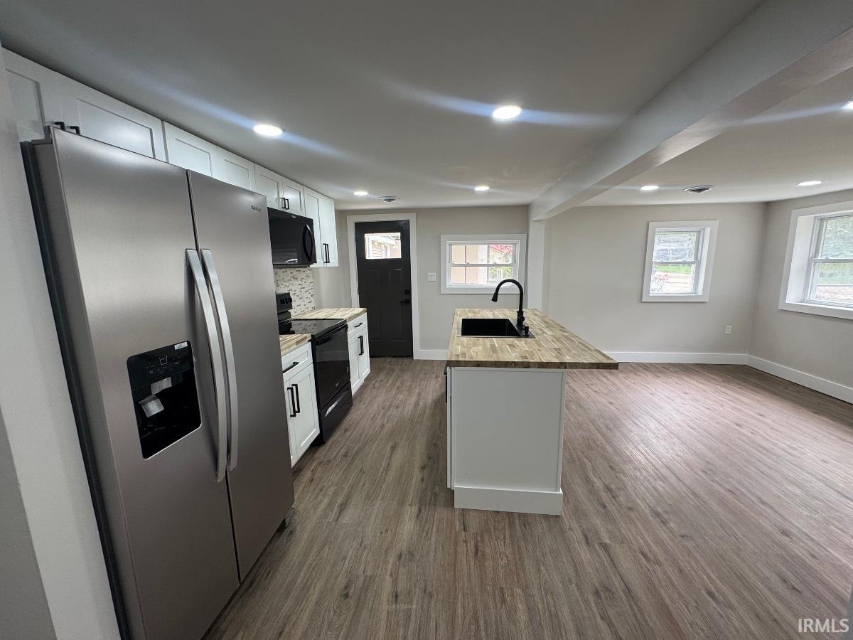 26051 Lakeview Drive Elkhart IN 46514