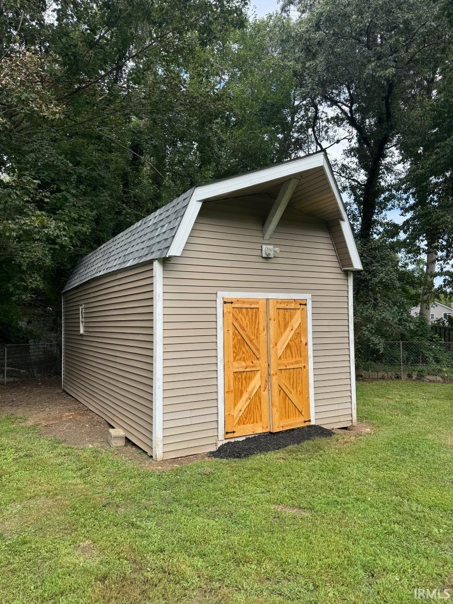 26051 Lakeview Drive Elkhart IN 46514