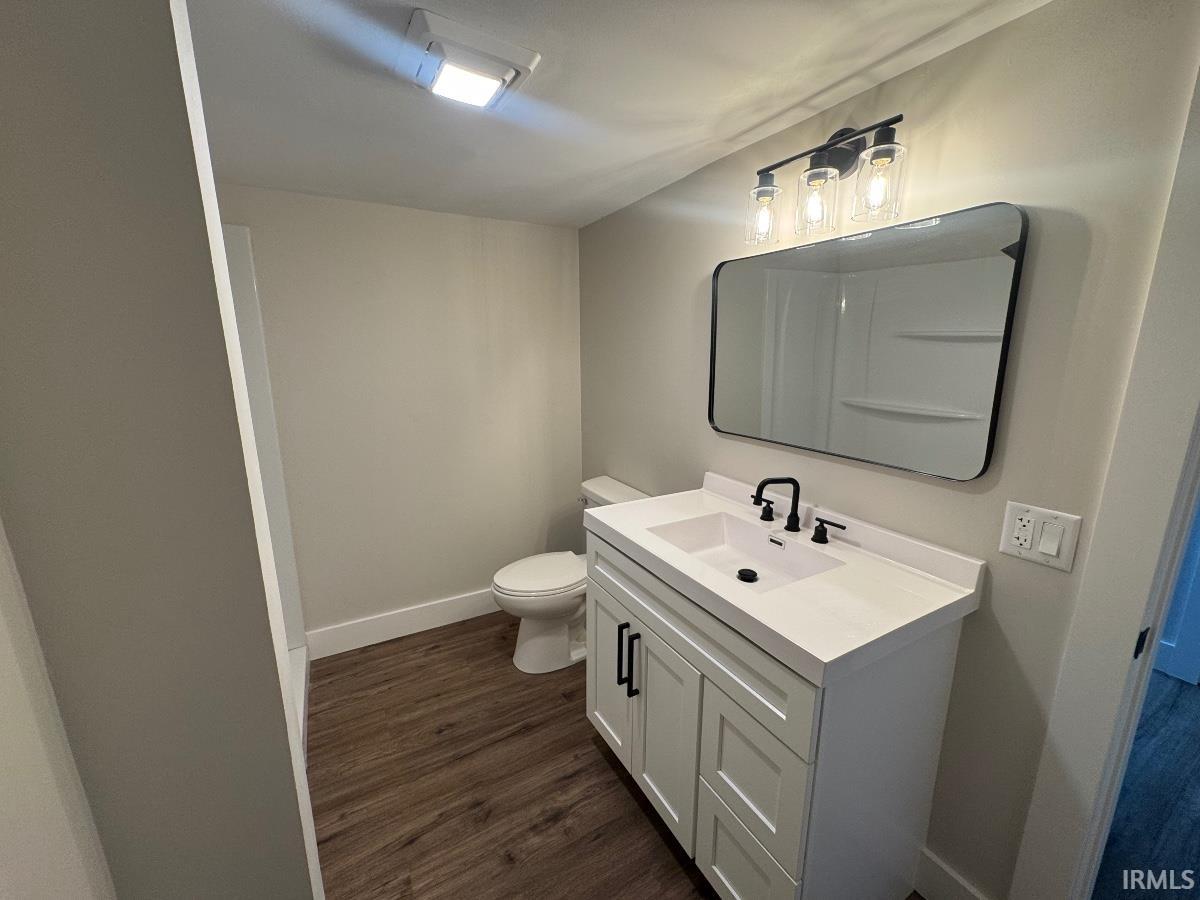26051 Lakeview Drive Elkhart IN 46514