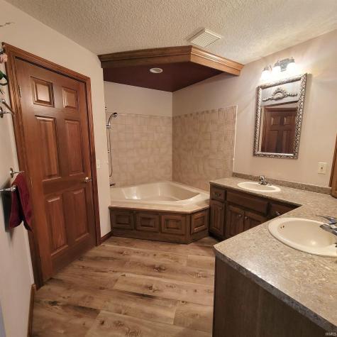 204 Steeplechase Drive Auburn IN 46706