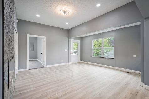 508 Delphi Avenue Frankfort IN 46041