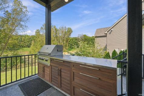 405 E Basalt Drive Huntertown IN 46748