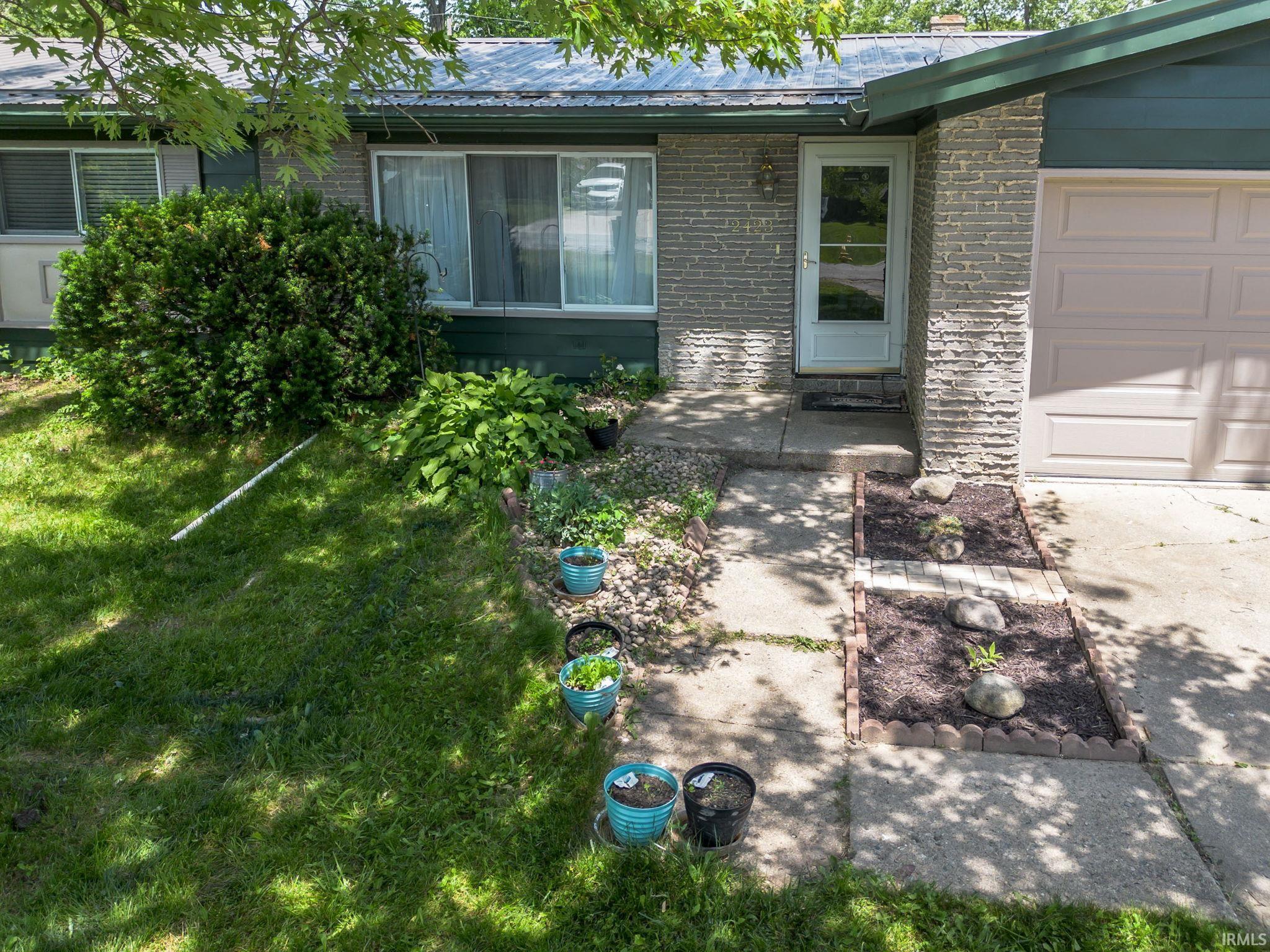2423 Otsego Drive Fort Wayne IN 46825