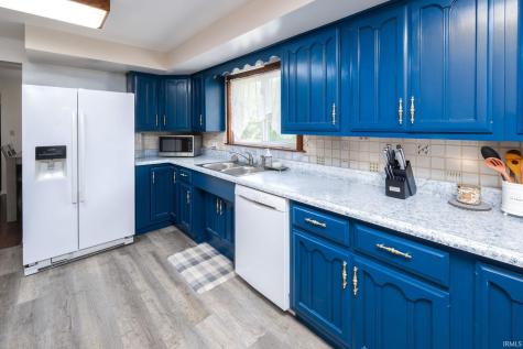 2423 Otsego Drive Fort Wayne IN 46825