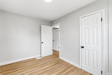 826 S Illinois Street South Bend IN 46619