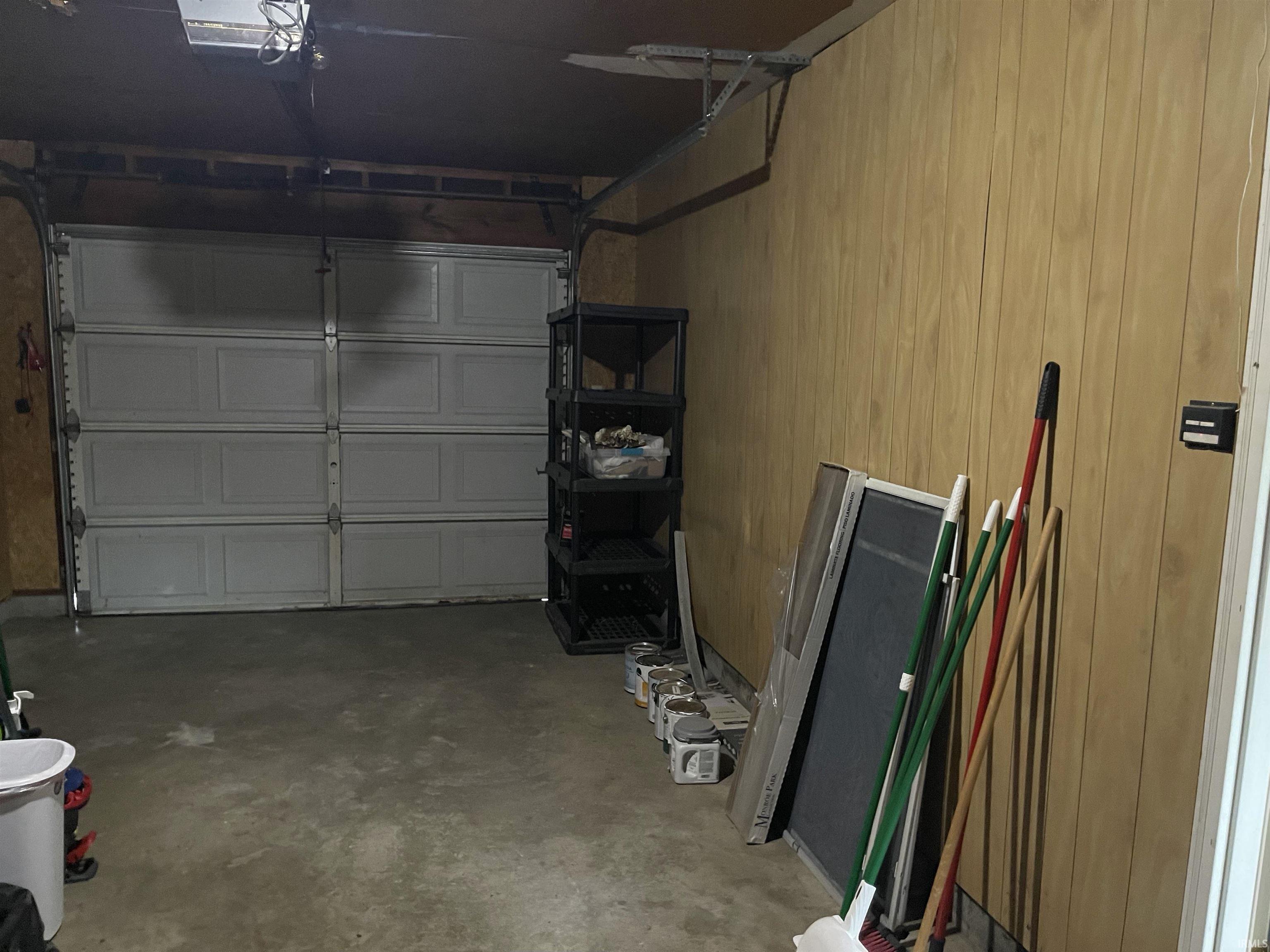 1828 Sue Avenue Warsaw IN 46580