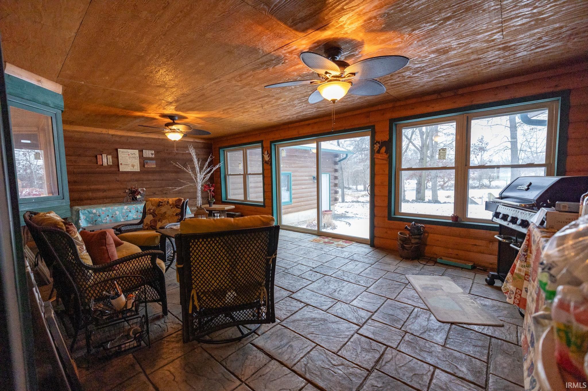 4108 N 100 W Rochester IN 46970