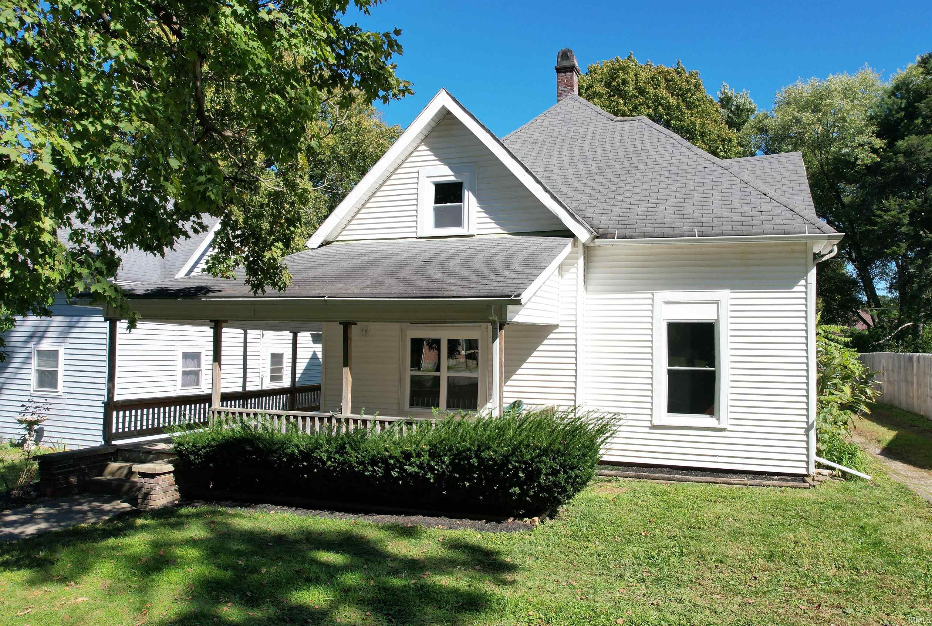 308 E Columbia Street Attica IN 47918
