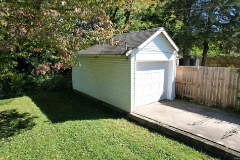 308 E Columbia Street Attica IN 47918