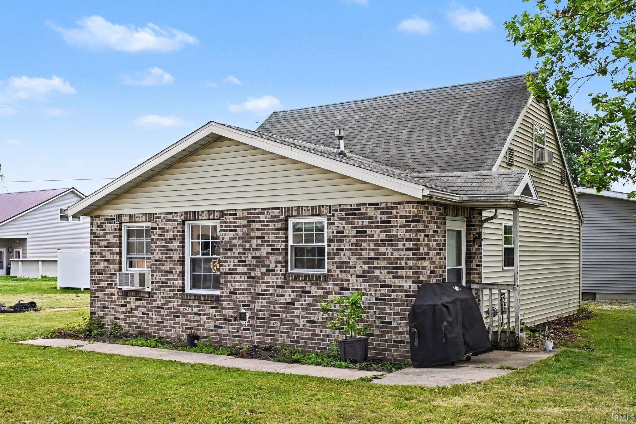 501 S Summit Street Nappanee IN 46550