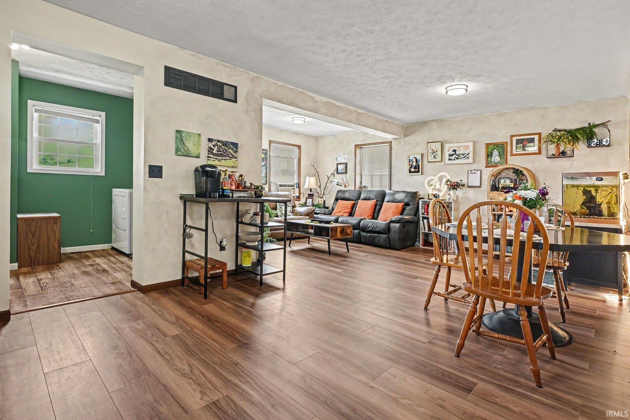 501 S Summit Street Nappanee IN 46550