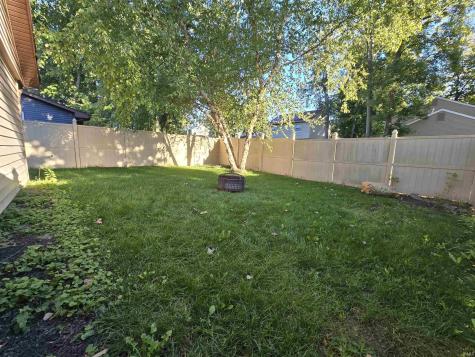 6914 Salge Drive Fort Wayne IN 46835