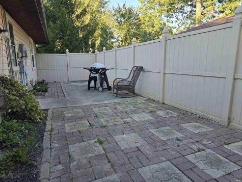 6914 Salge Drive Fort Wayne IN 46835