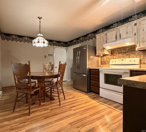 6914 Salge Drive Fort Wayne IN 46835