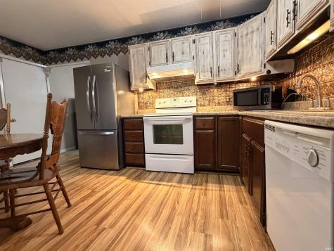 6914 Salge Drive Fort Wayne IN 46835