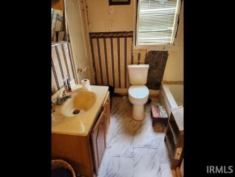 306 N Fulton Street Parker City IN 47368