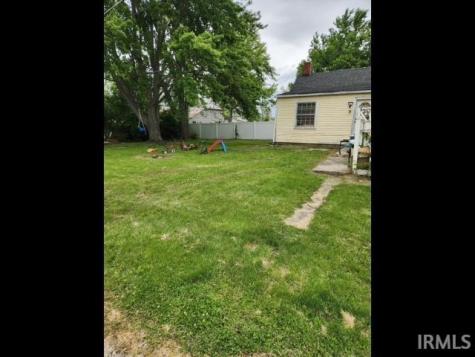 306 N Fulton Street Parker City IN 47368