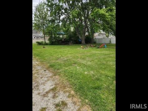 306 N Fulton Street Parker City IN 47368