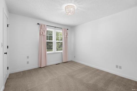 6650 N Rhinestone Drive Ellettsville IN 47429