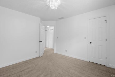 6650 N Rhinestone Drive Ellettsville IN 47429