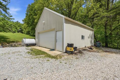6650 N Rhinestone Drive Ellettsville IN 47429