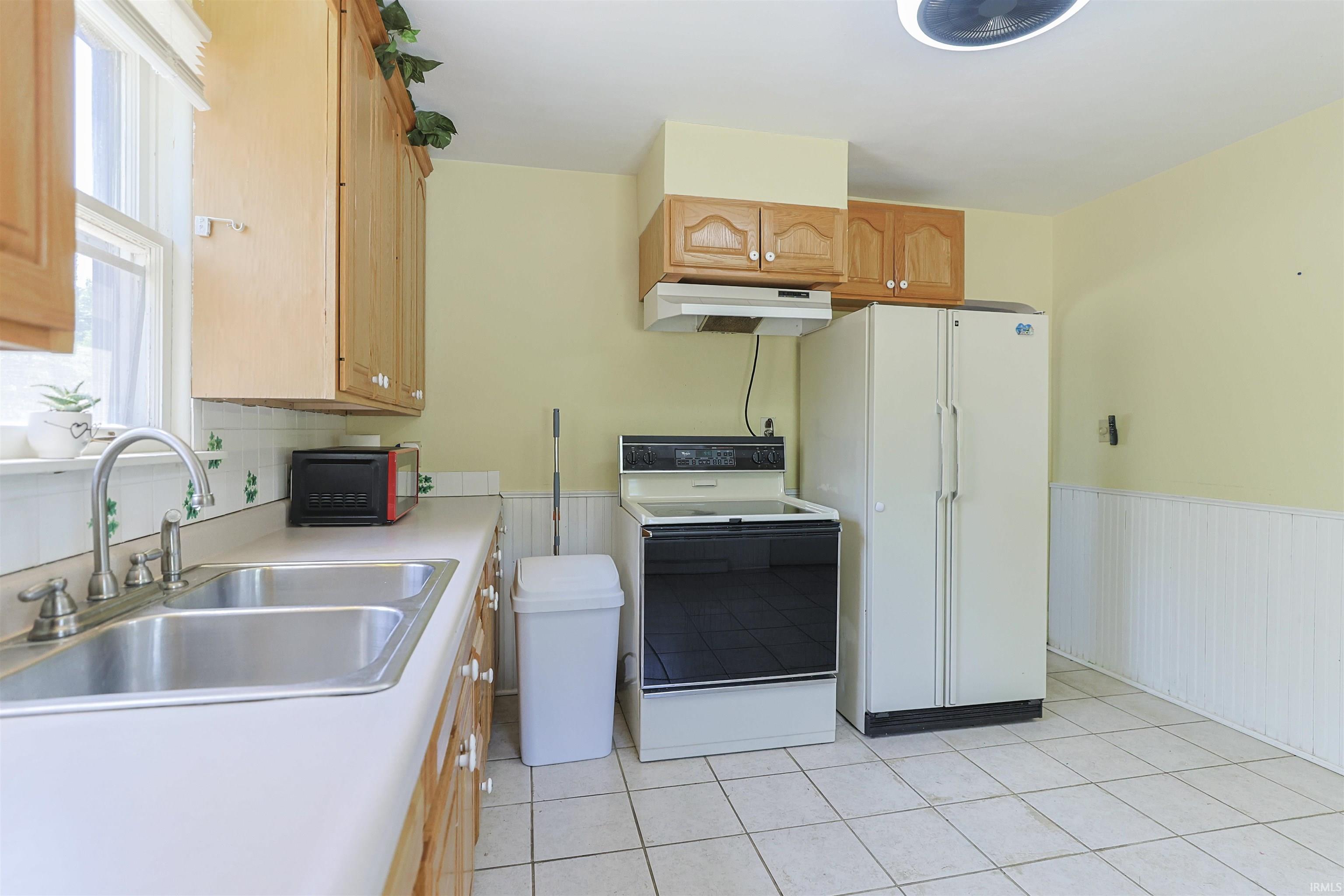 56738 Ash Road Osceola IN 46561