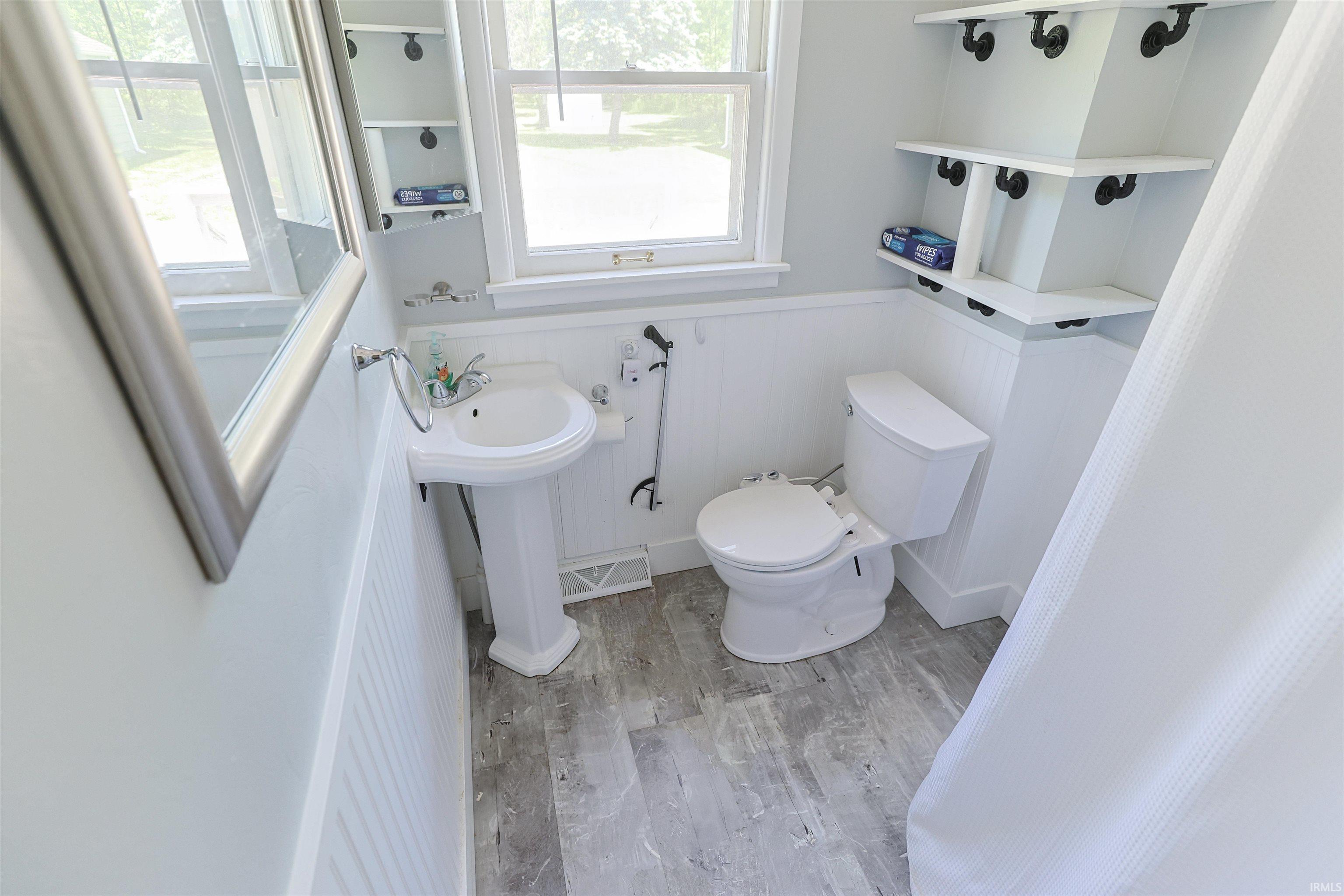 56738 Ash Road Osceola IN 46561