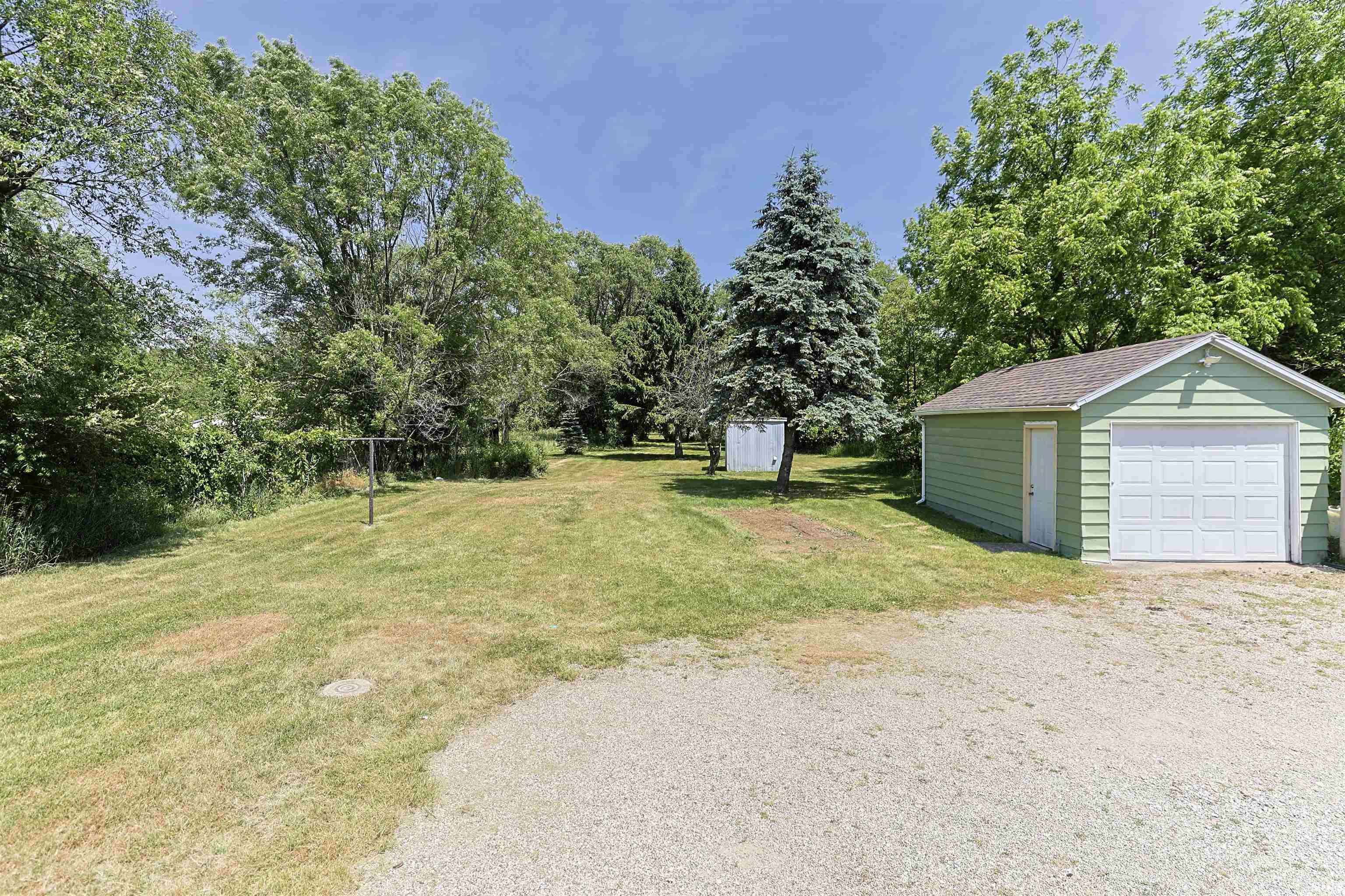 56738 Ash Road Osceola IN 46561