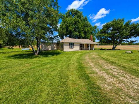 1878 W Lake Hideaway Road Kingman IN 47952