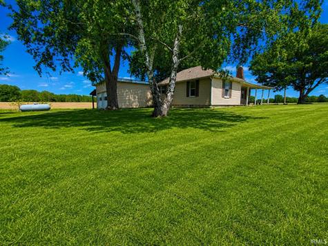 1878 W Lake Hideaway Road Kingman IN 47952