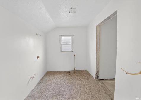 2520 Mishawaka Avenue South Bend IN 46615