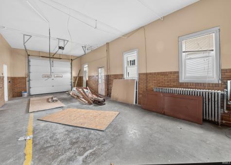 2520 Mishawaka Avenue South Bend IN 46615