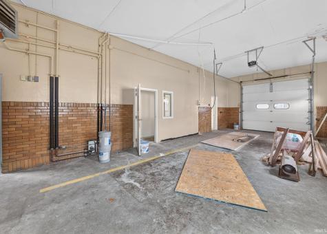 2520 Mishawaka Avenue South Bend IN 46615