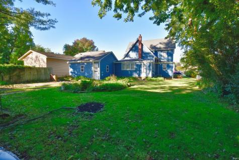 307 N Burke Street Wolcott IN 47995