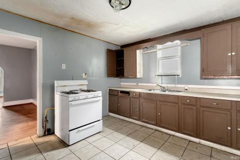 619 N Johnson Street South Bend IN 46628